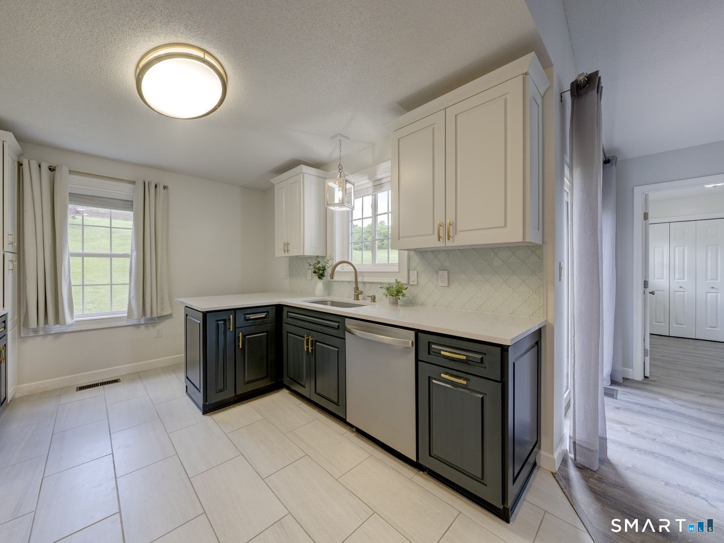6 Vista View Drive South Windsor CT 06074