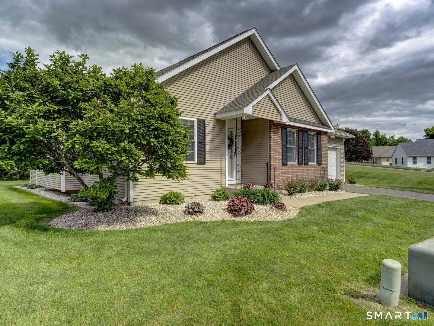 6 Vista View Drive South Windsor CT 06074