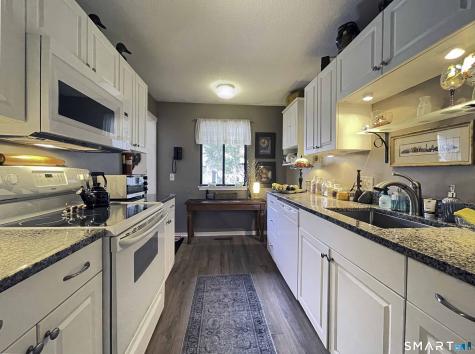 241 Heritage Village Southbury CT 06488