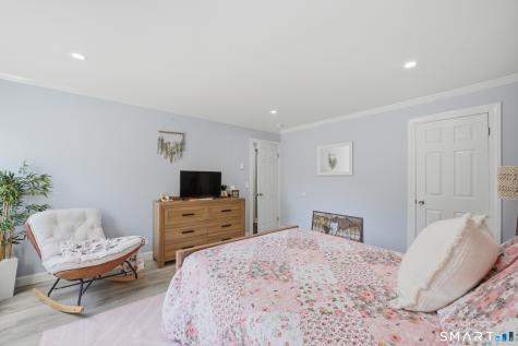 187 Flax Hill Road Norwalk CT 06854