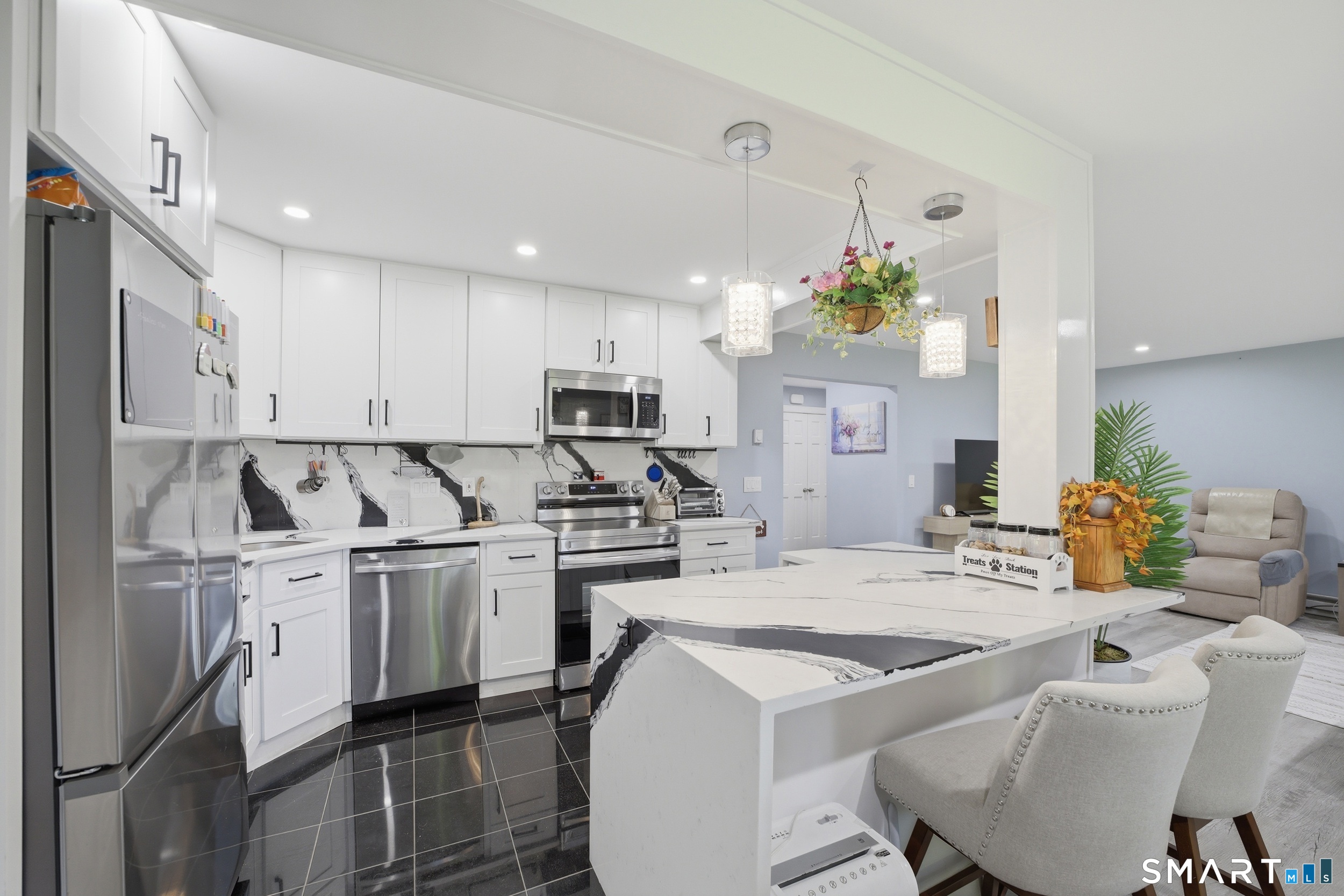 187 Flax Hill Road Norwalk CT 06854