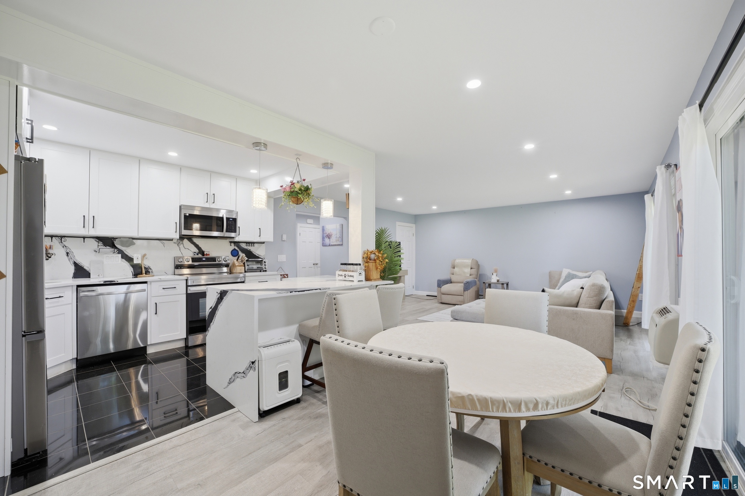 187 Flax Hill Road Norwalk CT 06854