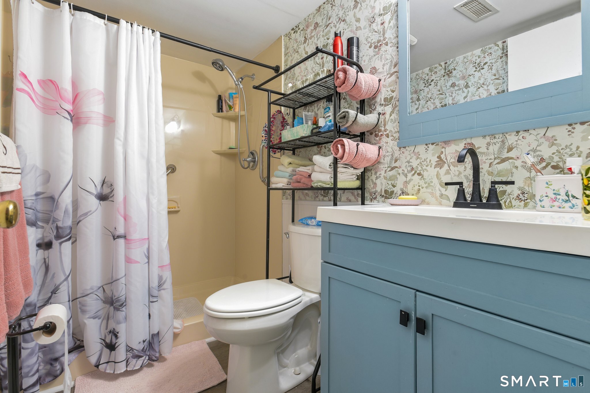 140 Thompson Street East Haven CT 06513