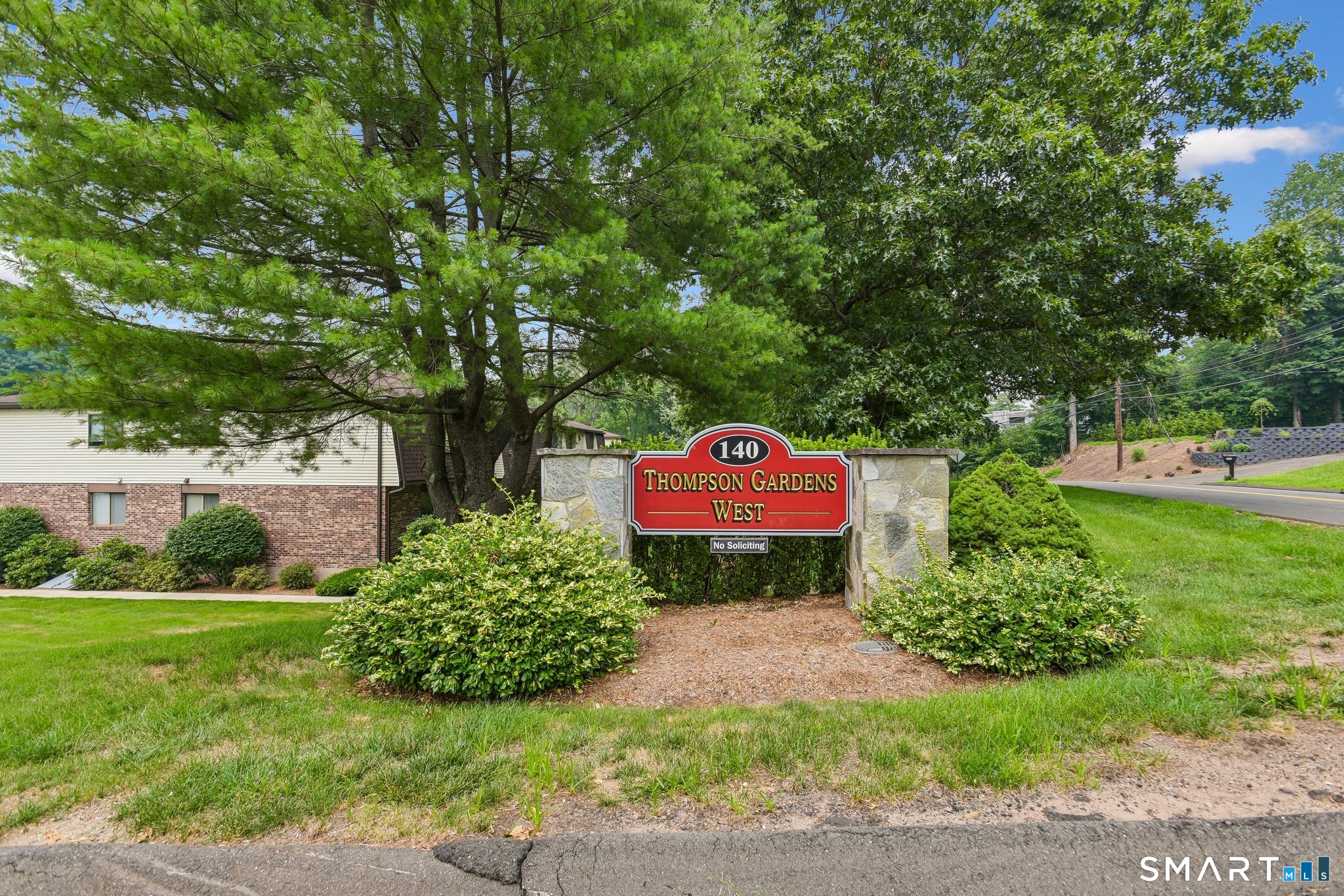 140 Thompson Street East Haven CT 06513