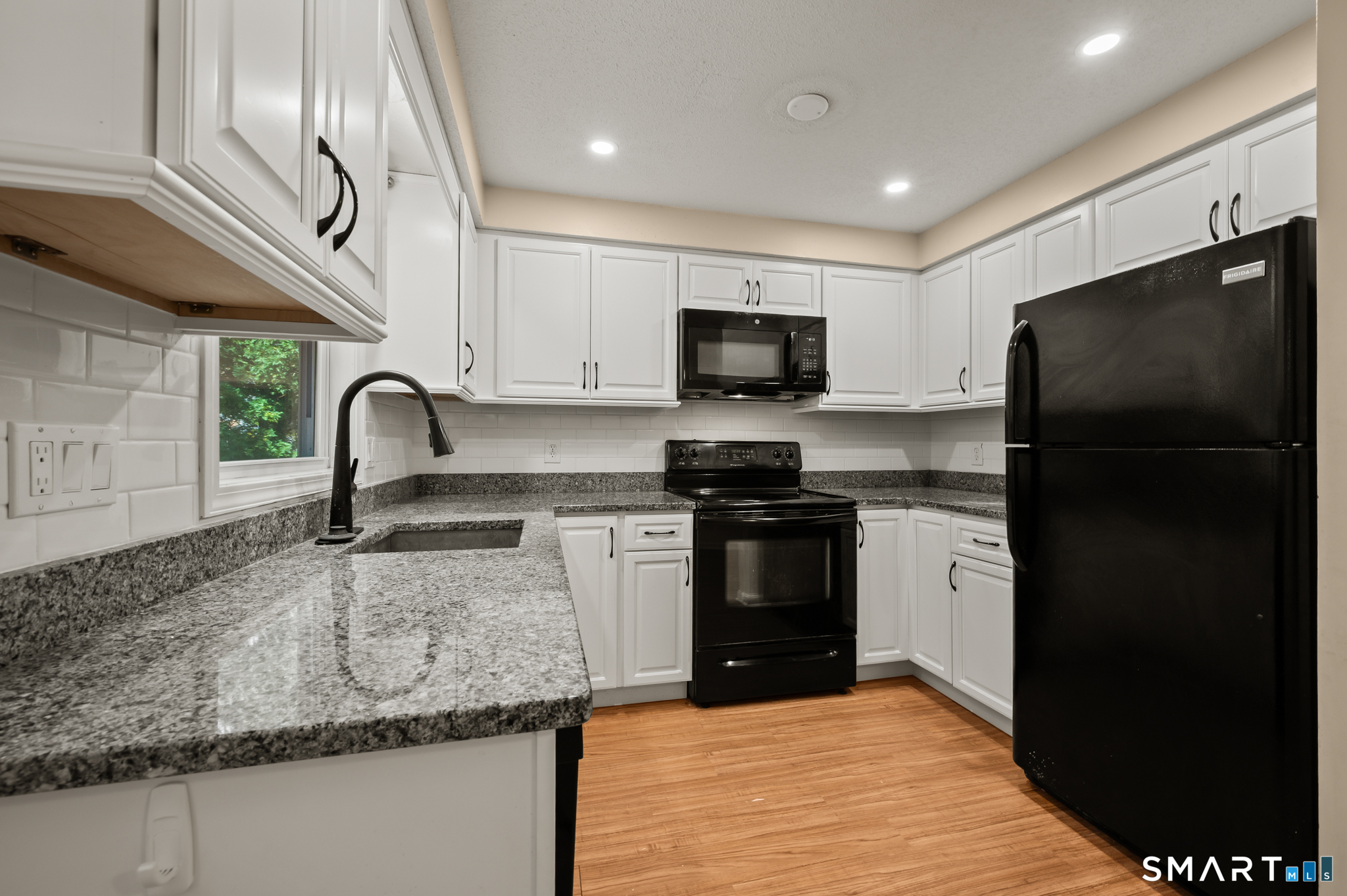 65 Brentwood Drive Wallingford CT 06492