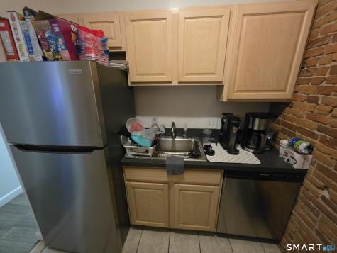 68-70 Morris Street Hartford CT 06114