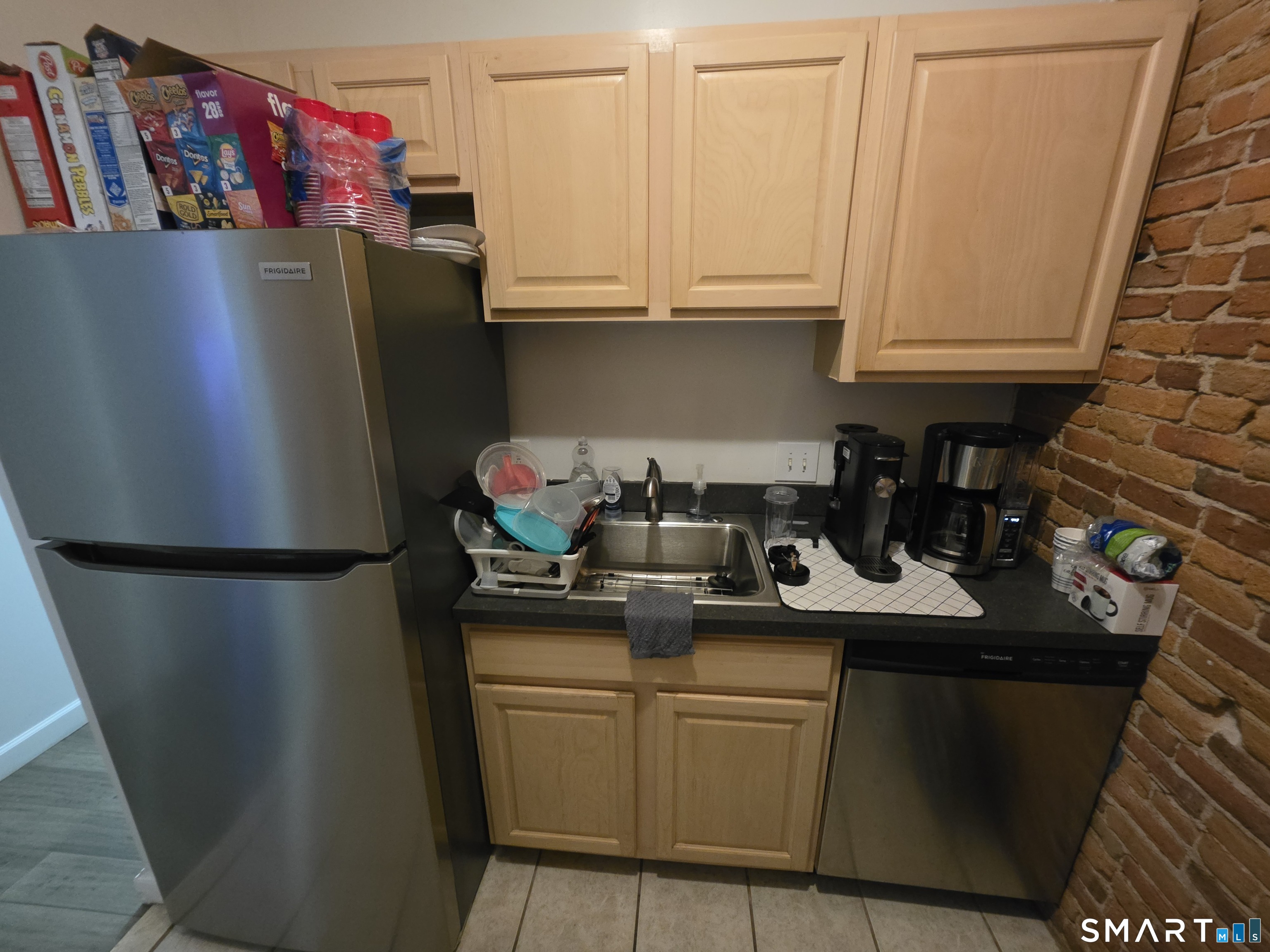 68-70 Morris Street Hartford CT 06114