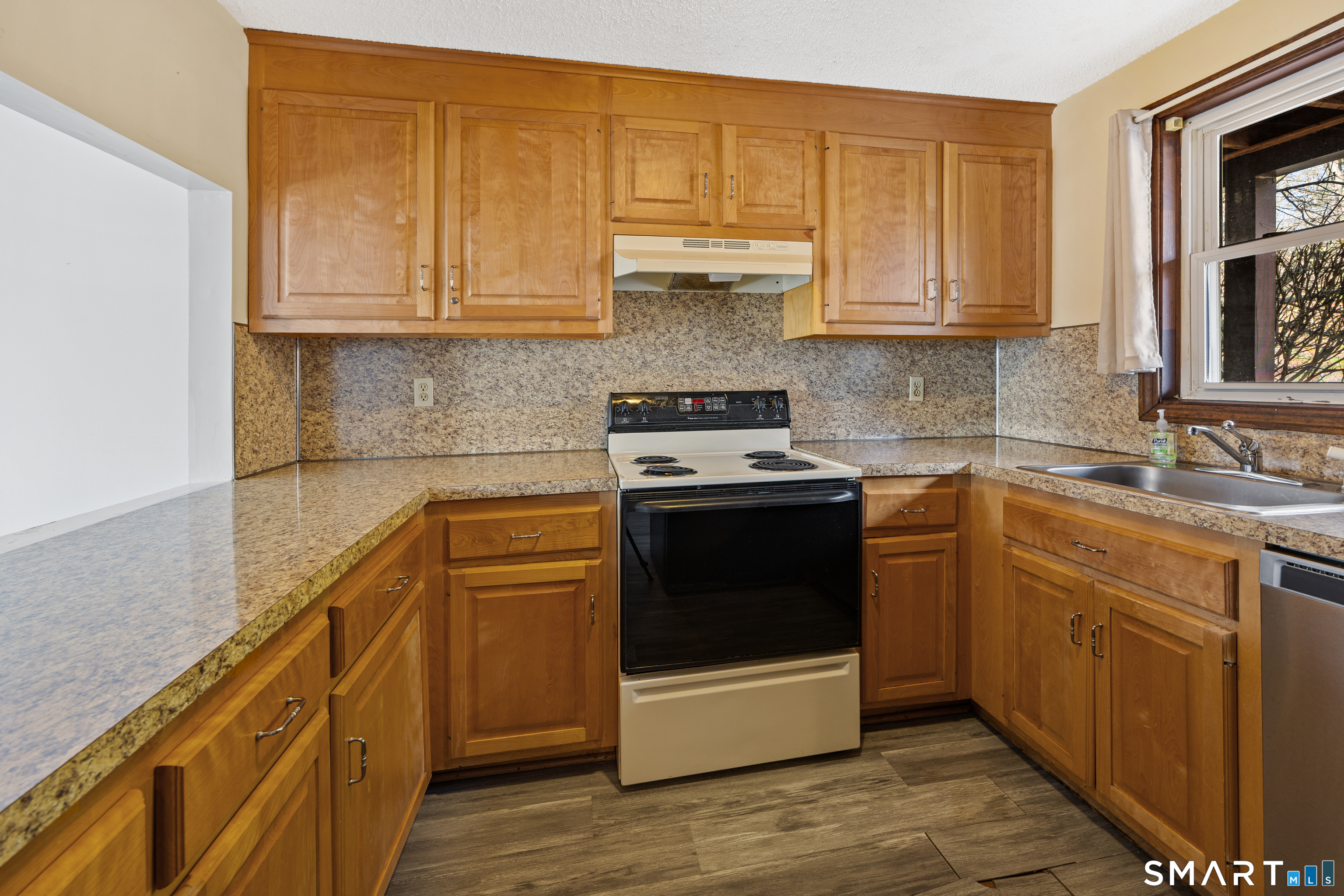 883 Rubber Avenue Naugatuck CT 06770