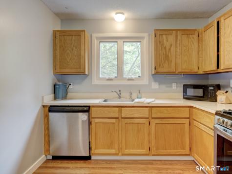 245 East Woodland Street Meriden CT 06451