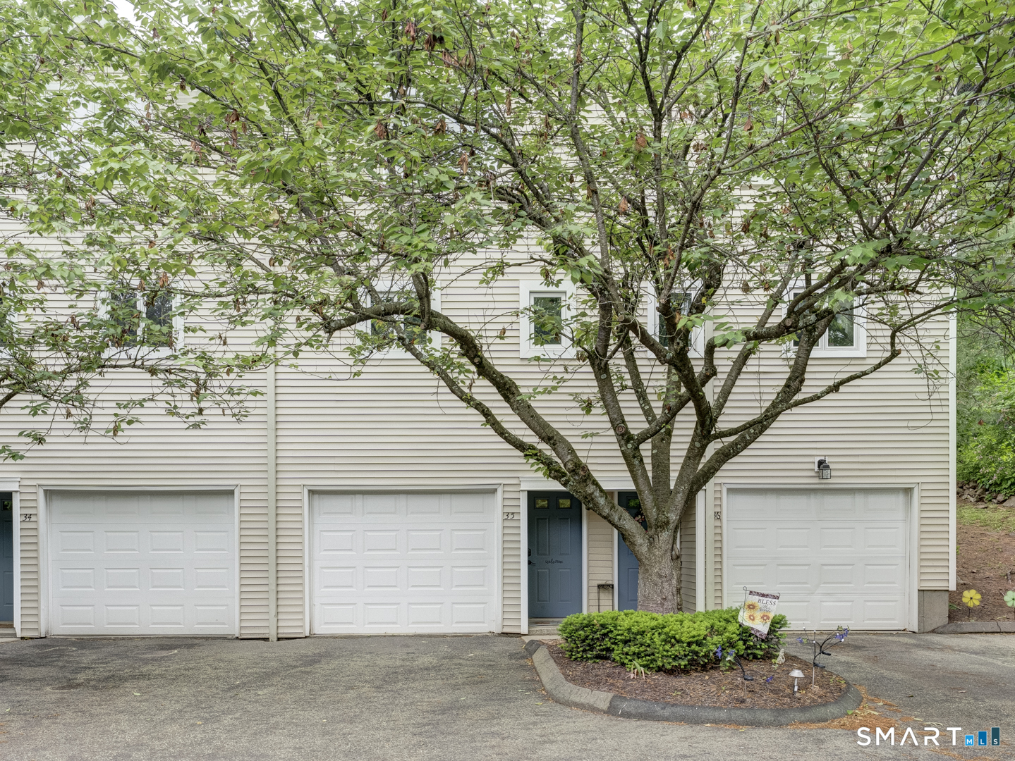 245 East Woodland Street Meriden CT 06451