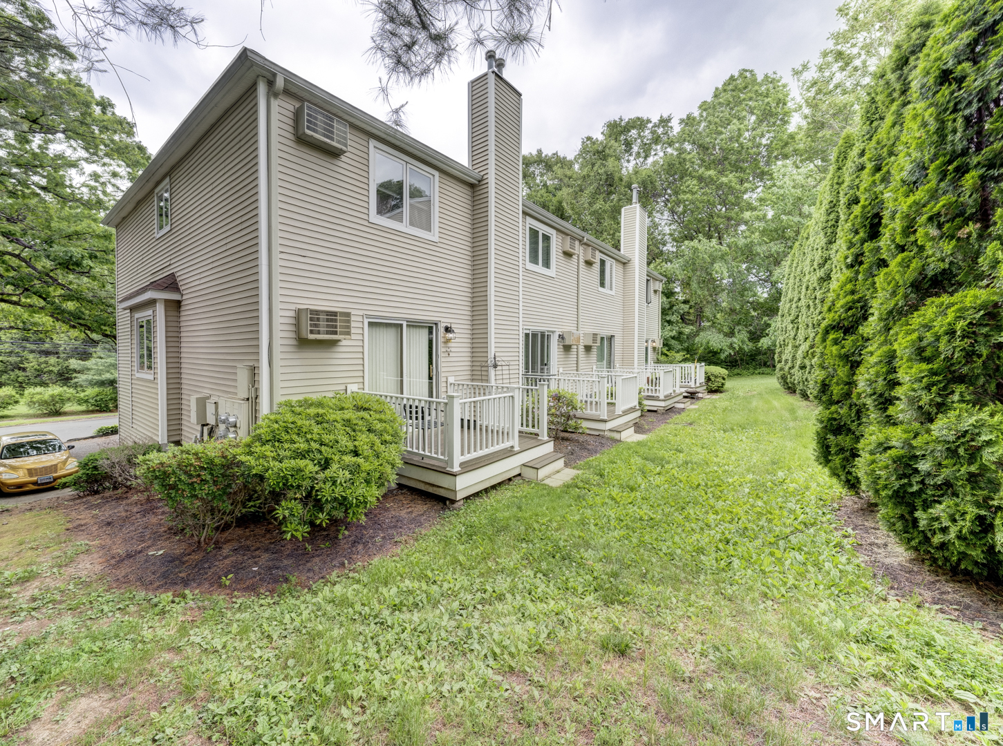 245 East Woodland Street Meriden CT 06451