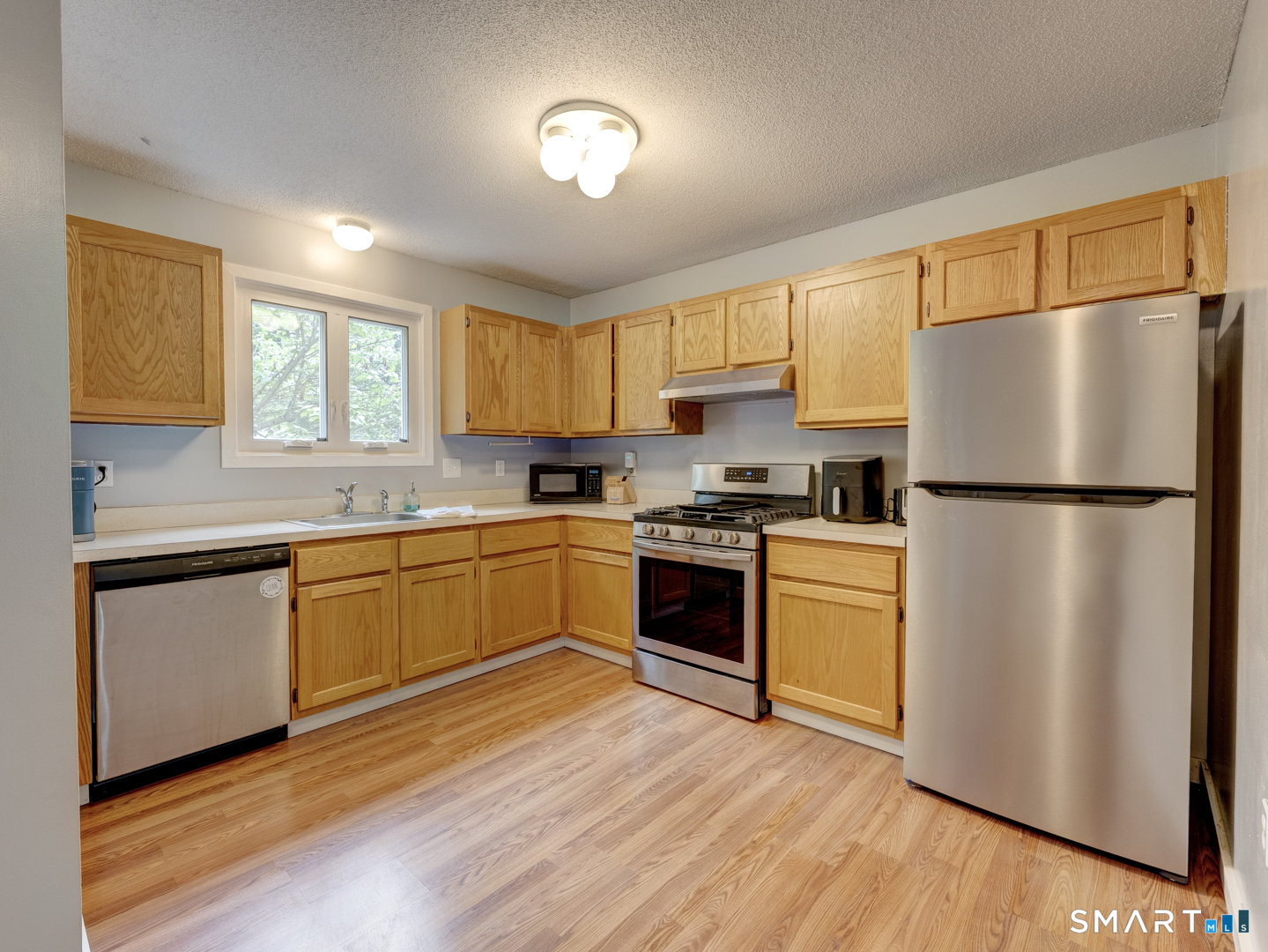 245 East Woodland Street Meriden CT 06451