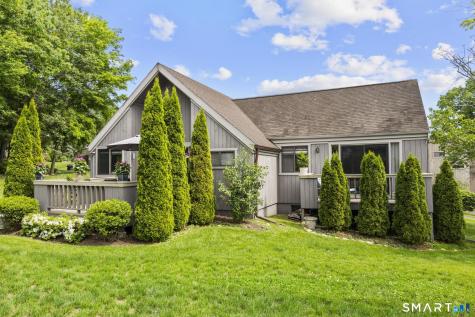 44 Buckskin Lane Stratford CT 06614