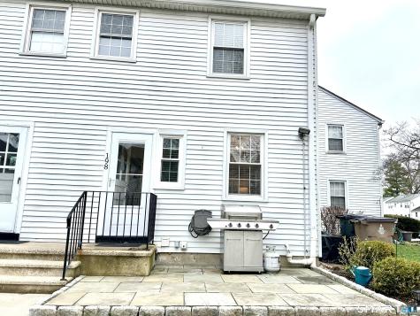 198 Sylvan Knoll Road Stamford CT 06902
