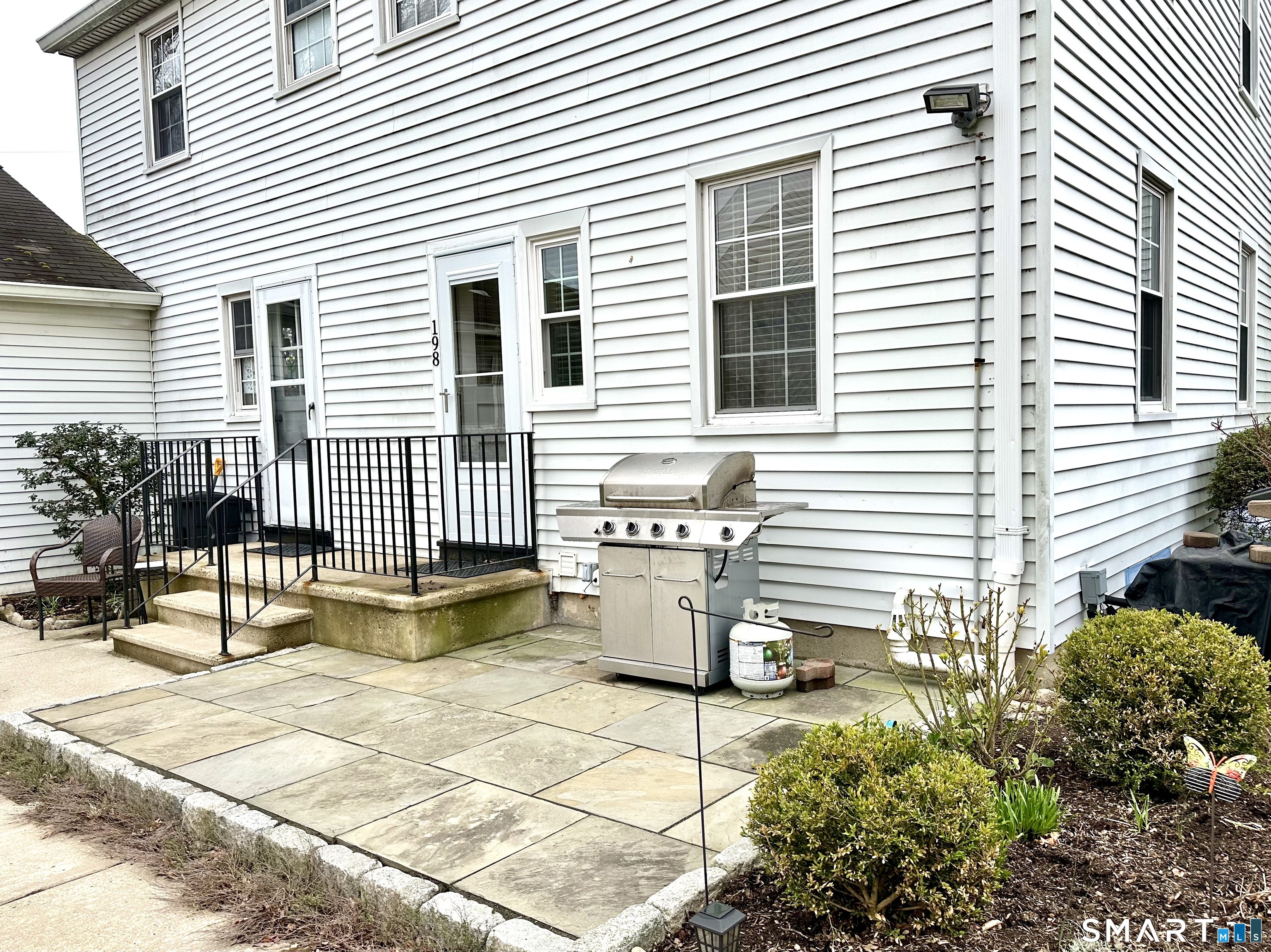 198 Sylvan Knoll Road Stamford CT 06902