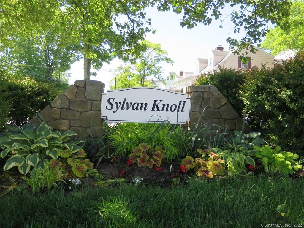 198 Sylvan Knoll Road Stamford CT 06902