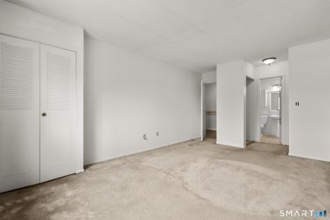 15 Peddlars Drive Branford CT 06405