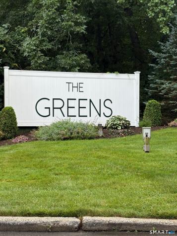 15 Peddlars Drive Branford CT 06405