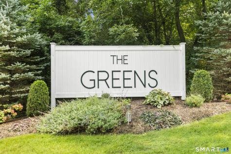 15 Peddlars Drive Branford CT 06405