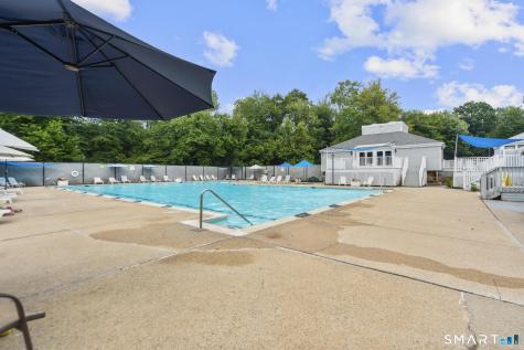 15 Peddlars Drive Branford CT 06405