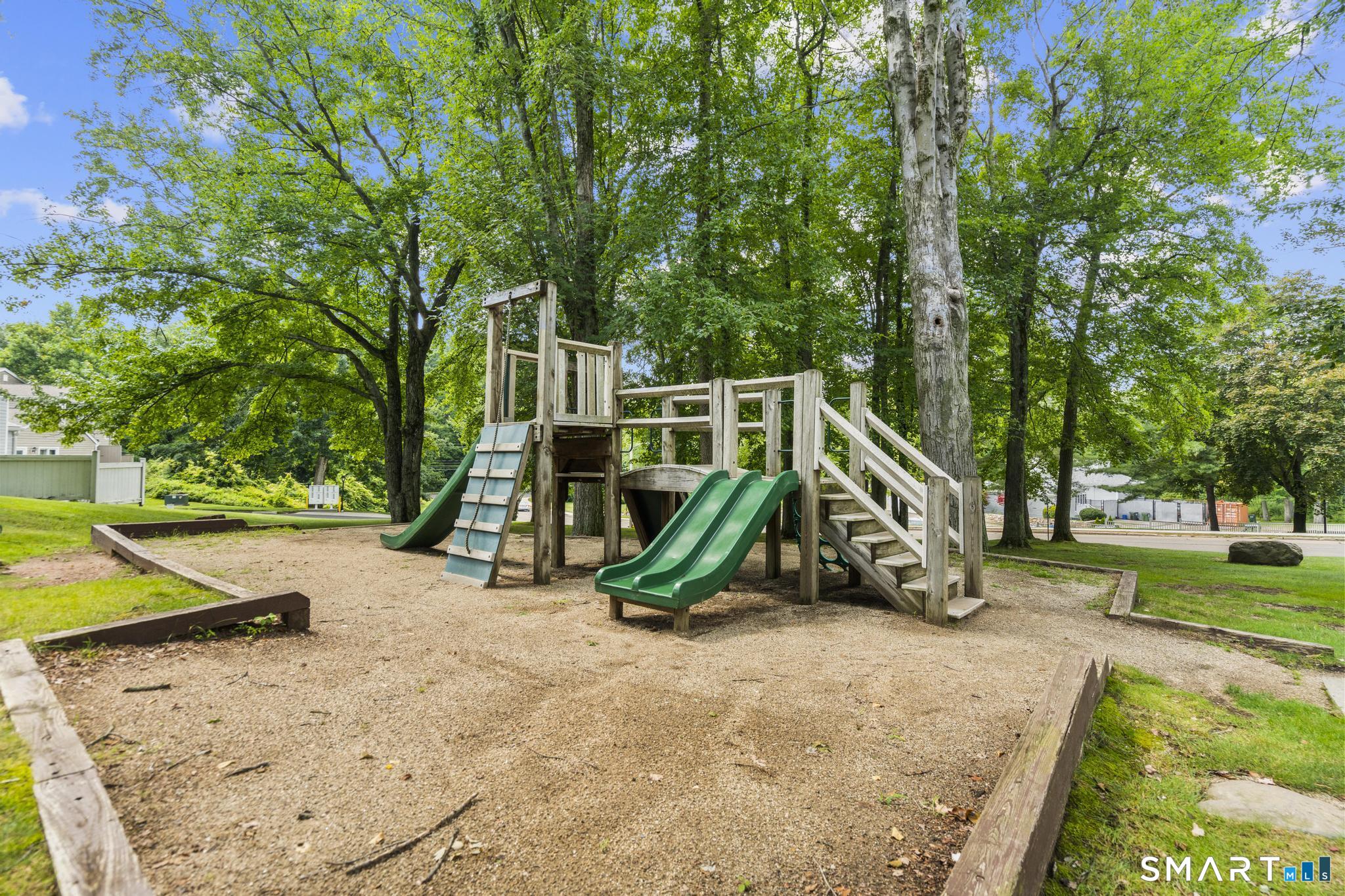 15 Peddlars Drive Branford CT 06405