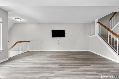 15 Peddlars Drive Branford CT 06405