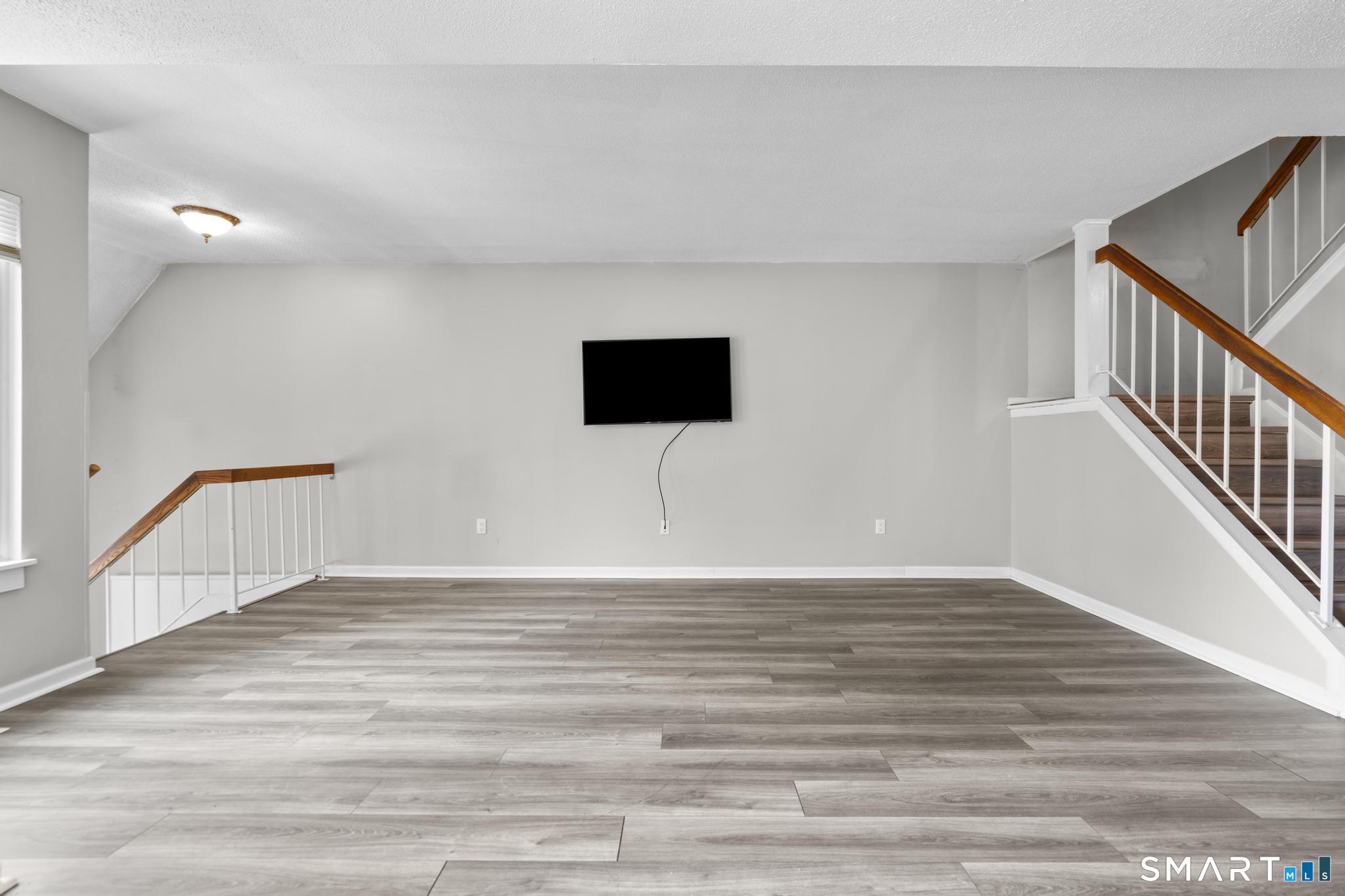 15 Peddlars Drive Branford CT 06405
