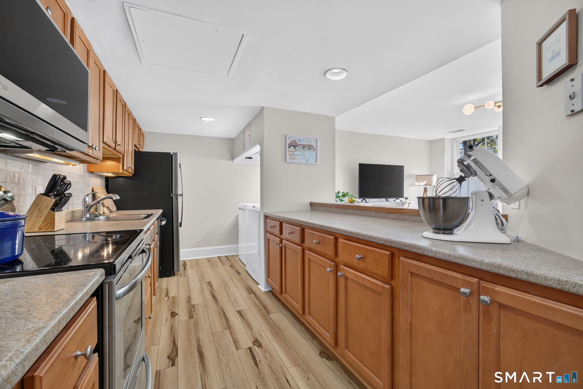 6 School Street Stonington CT 06378
