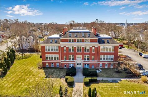6 School Street Stonington CT 06378