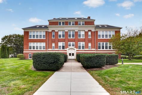 6 School Street Stonington CT 06378
