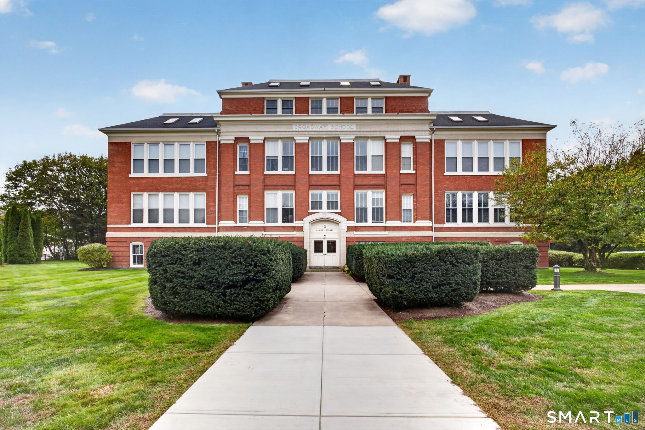 6 School Street Stonington CT 06378