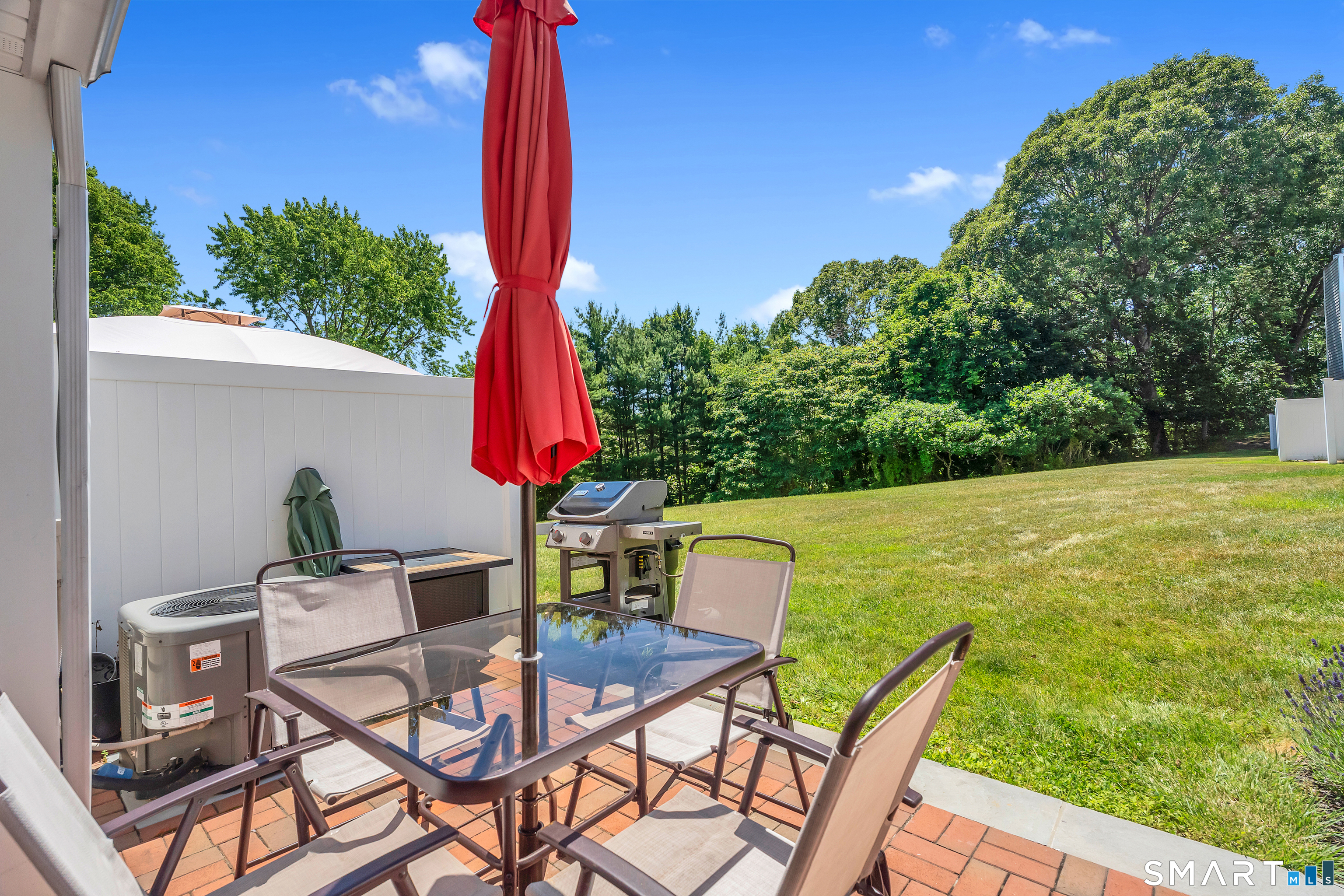 384 Monticello Drive Branford CT 06405