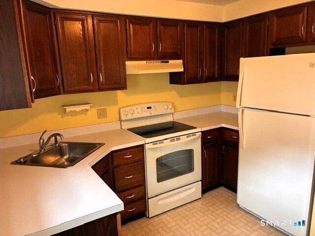 421 Lady Bug Lane Vernon CT 06066