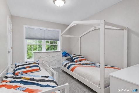24 Wishing Well Lane New Milford CT 06776
