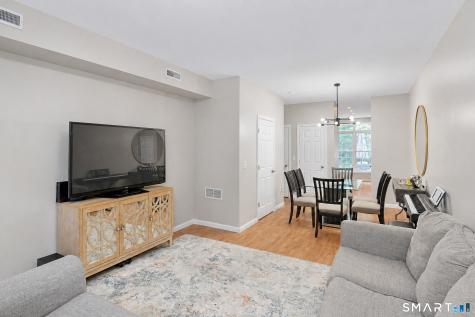24 Wishing Well Lane New Milford CT 06776