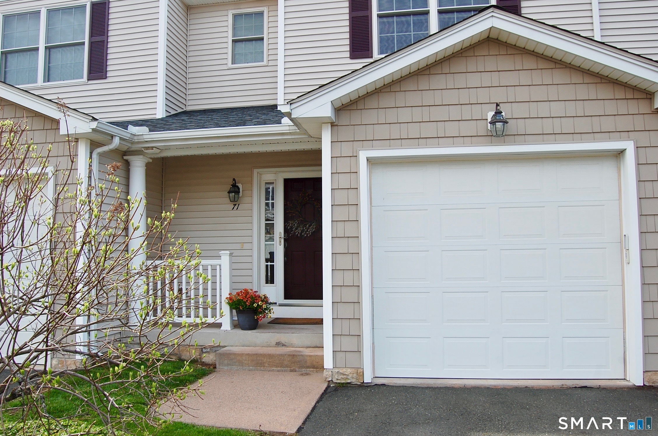 71 Gianna Drive Manchester CT 06040