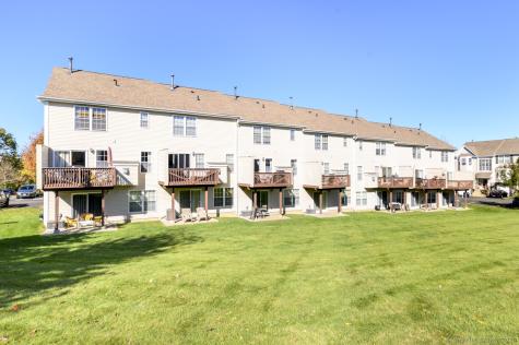 1603 Briar Woods Lane Danbury CT 06810