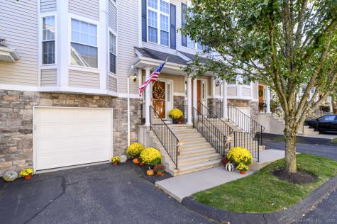 1603 Briar Woods Lane Danbury CT 06810