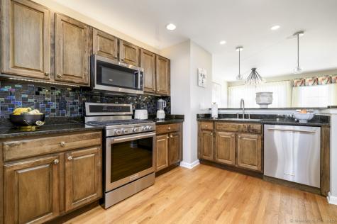 1603 Briar Woods Lane Danbury CT 06810