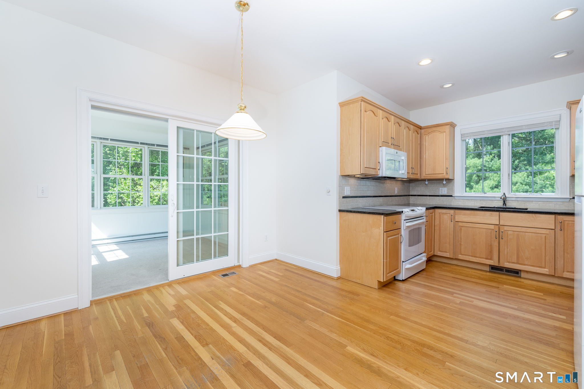 9 Ashton Circle Simsbury CT 06070