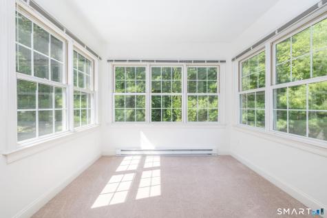 9 Ashton Circle Simsbury CT 06070