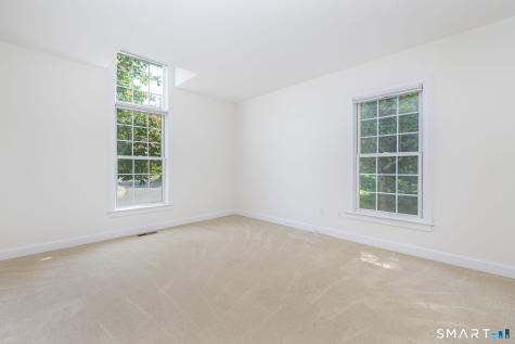 9 Ashton Circle Simsbury CT 06070