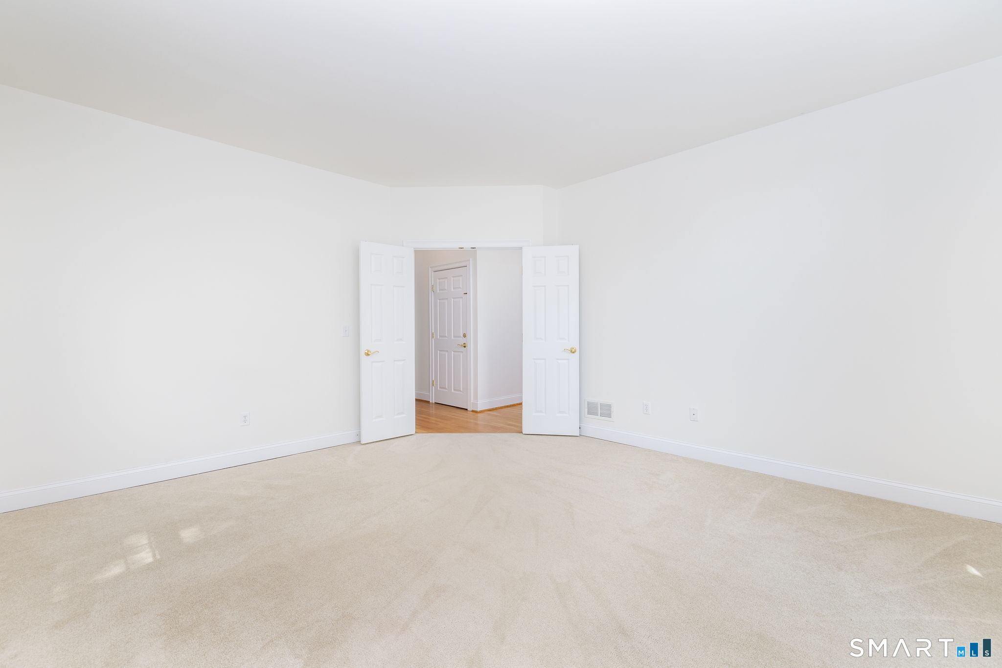 9 Ashton Circle Simsbury CT 06070