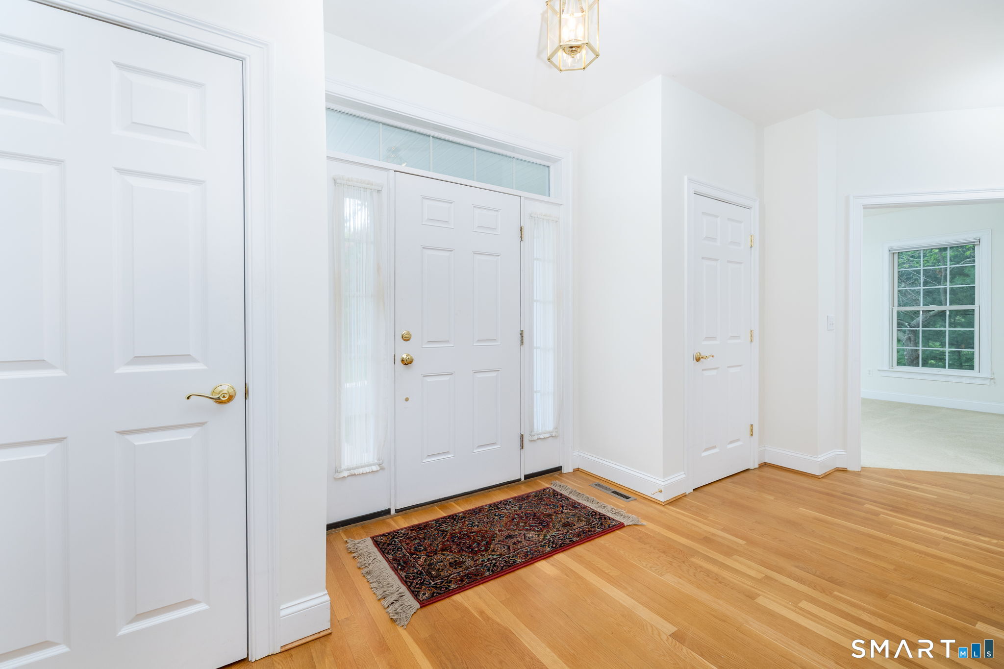 9 Ashton Circle Simsbury CT 06070