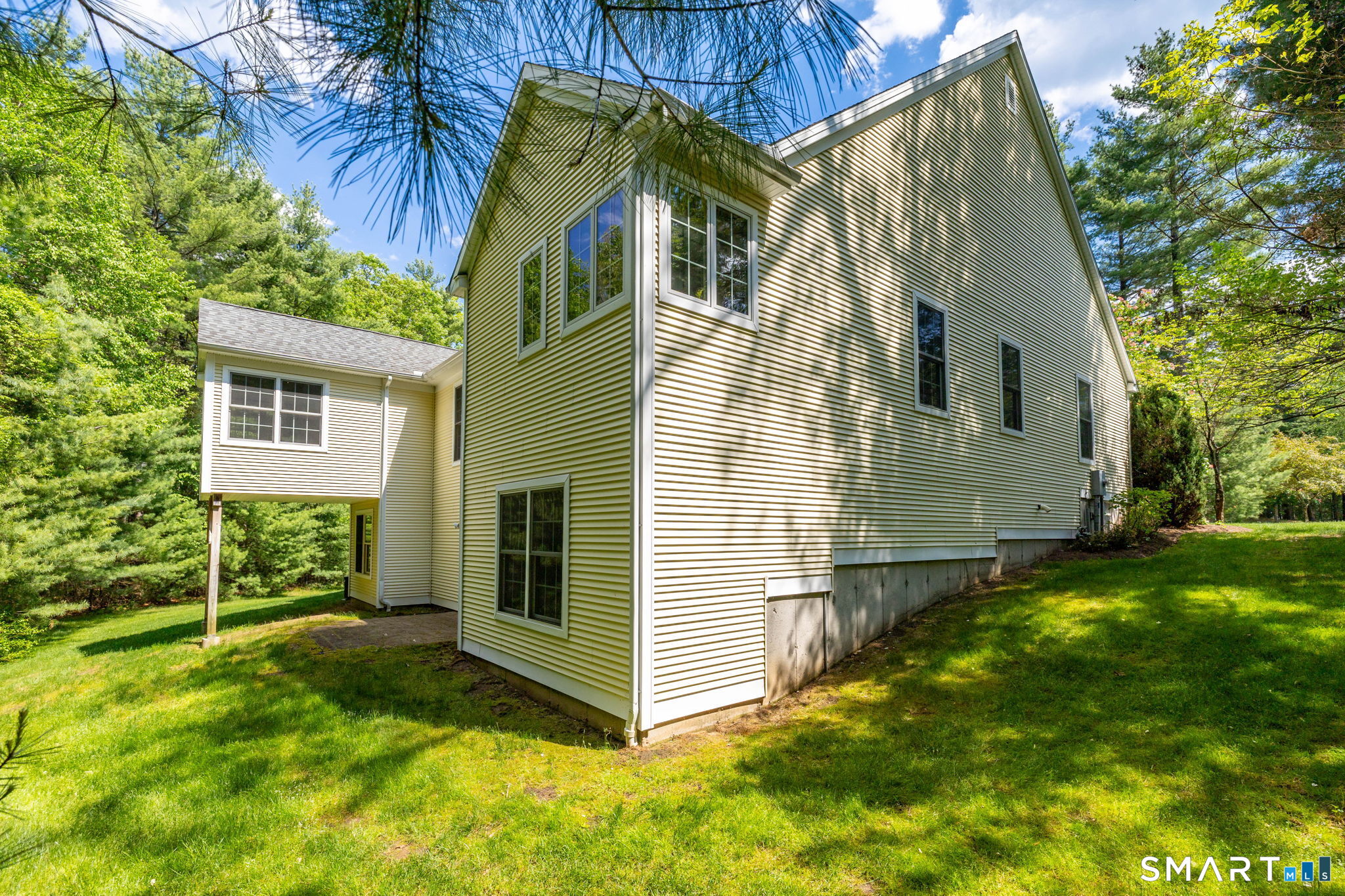 9 Ashton Circle Simsbury CT 06070