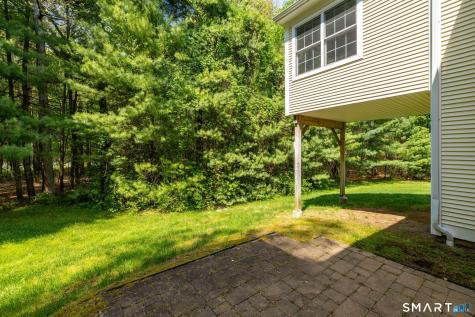 9 Ashton Circle Simsbury CT 06070