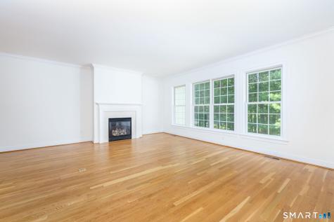 9 Ashton Circle Simsbury CT 06070