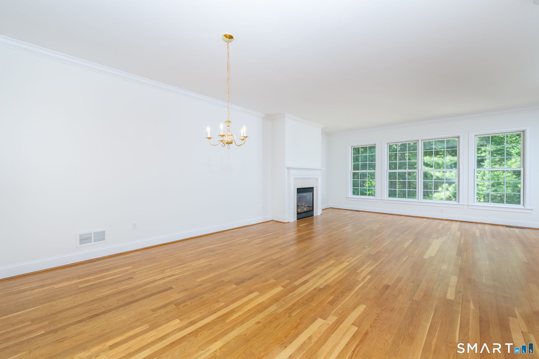 9 Ashton Circle Simsbury CT 06070