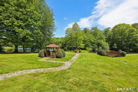 14 Nutmeg Circle Monroe CT 06468