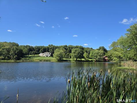 6 Upper Commons Woodbury CT 06798